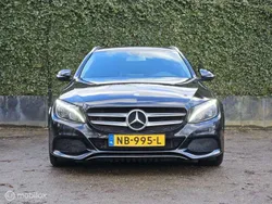 Zwart, metallic lak Gebruikt 2016 Mercedes C350 Stationwagen | € 16.490