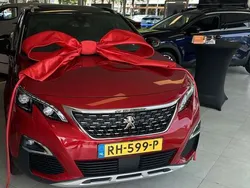 Rood Gebruikt 2017 Peugeot 3008 GT-line MPV | € 16.900 (Eerlijke prijs)