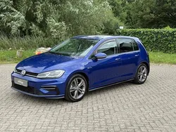 Blauw Gebruikt 2019 VW Golf VII Highline Hatchback | € 17.999 (Eerlijke prijs)