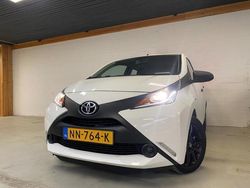 Wit Gebruikt 2017 Toyota Aygo Hatchback | € 7.950 (Goede deal)