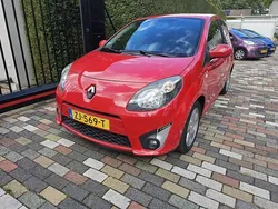 Rood Gebruikt 2009 Renault Twingo Night&Day Hatchback | € 1.850 (Goede deal)