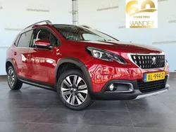 Rood Gebruikt 2019 Peugeot 2008 Allure SUV | € 14.900 (Eerlijke prijs)