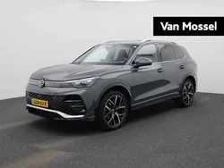 Grijs Gebruikt 2024 VW Tiguan Comfortline SUV | € 51.900