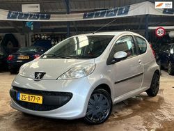 Grijs Gebruikt 2008 Peugeot 107 Hatchback | € 1.999 (Eerlijke prijs)