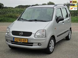 Grijs Gebruikt 2003 Suzuki Wagon R GLS Hatchback | € 3.250 (Iets duurder)