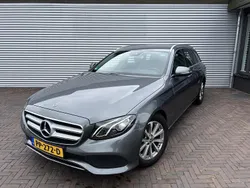 Grijs Gebruikt 2017 Mercedes E200 Business Stationwagen | € 21.990 (Eerlijke prijs)
