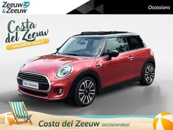Bmw individual special request lakkleur Gebruikt 2021 Mini Cooper Hatchback | € 24.940