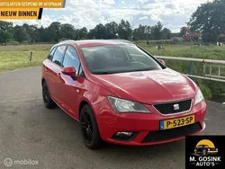 Rood Gebruikt 2013 Seat Ibiza ST Stationwagen | € 5.799 (Eerlijke prijs)
