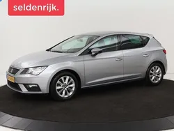 Grijs Gebruikt 2019 Seat Leon Business Hatchback | € 13.900 (Goede deal)