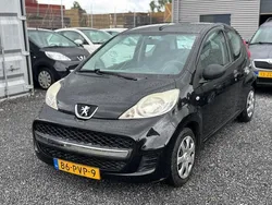 Zwart Gebruikt 2011 Peugeot 107 Hatchback | € 1.650 (Goede deal)