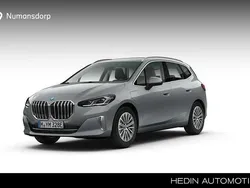 Grijs, metallic lak Gebruikt 2023 BMW 225 Active Tourer Luxury Line MPV | € 54.374