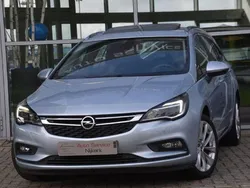 Grijs Gebruikt 2016 Opel Astra Edition Stationwagen | € 6.749 (Eerlijke prijs)