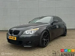 Zwart, metallic lak Gebruikt 2003 BMW 530 Executive Sedan | € 7.950 (Duur)