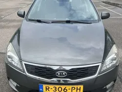 Gebruikt 2010 Kia Ceed Attract Sedan | € 3.750 (Goede deal)