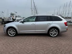 Grijs Gebruikt 2014 Skoda Octavia Business Line Stationwagen | € 9.250 (Iets duurder)