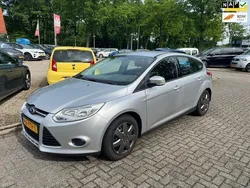 Grijs Gebruikt 2011 Ford Focus Trend Hatchback | € 4.999 (Goede deal)