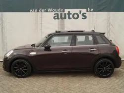 Bruin, metallic lak Gebruikt 2015 Mini Cooper SD Chili Hatchback | € 16.900