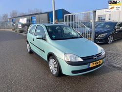 Groen Gebruikt 2001 Opel Corsa Sport Hatchback | € 1.699 (Eerlijke prijs)