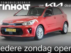Rood Gebruikt 2017 Kia Rio First Edition Hatchback | € 11.450 (Eerlijke prijs)
