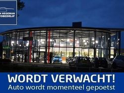 Zwart Gebruikt 2023 Renault Clio V Evolution Hatchback | € 16.890 (Eerlijke prijs)