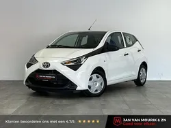 Wit Gebruikt 2021 Toyota Aygo Hatchback | € 10.890 (Eerlijke prijs)