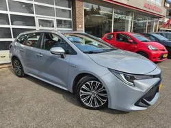 Grijs Gebruikt 2019 Toyota Corolla Style Stationwagen | € 18.750 (Goede deal)