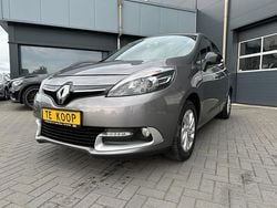 Grijs, andere lak Gebruikt 2015 Renault Scénic III LIMITED MPV | € 9.850 (Duur)