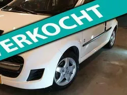Wit Gebruikt 2010 Peugeot 107 Hatchback | € 3.599 (Eerlijke prijs)