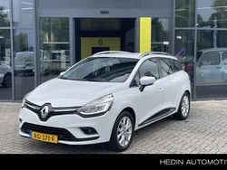 Wit Gebruikt 2017 Renault Clio GrandTour Intens Stationwagen | € 9.750 (Eerlijke prijs)