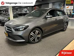 Grijs Gebruikt 2022 Mercedes B250e Advantage MPV | € 27.700