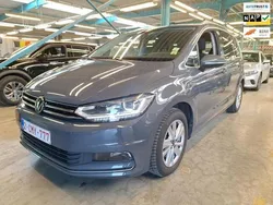 Grijs Gebruikt 2022 VW Touran Highline MPV | € 19.999 (Super prijs)