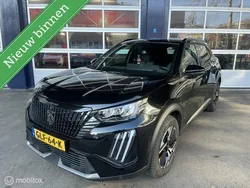 Zwart Gebruikt 2024 Peugeot 2008 Allure SUV | € 27.950 (Eerlijke prijs)