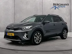 Grijs Gebruikt 2022 Kia Stonic SUV | € 23.650 (Eerlijke prijs)