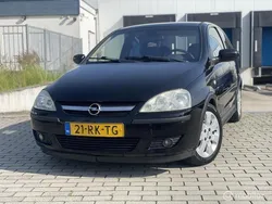 Zwart Gebruikt 2005 Opel Corsa Sport Hatchback | € 1.495 (Eerlijke prijs)