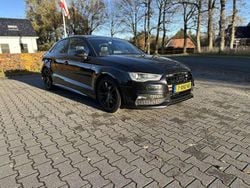 Zwart Gebruikt 2014 Audi A3 Black Edition Sedan | € 10.500 (Duur)