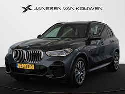 Grijs Gebruikt 2022 BMW X5 SUV | € 63.885 (Eerlijke prijs)