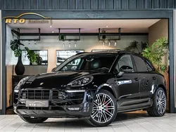 Zwart metallic Gebruikt 2016 Porsche Macan Chrono SUV | € 45.000 (Iets duurder)