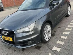 Grijs Gebruikt 2013 Audi A1 Ambition Hatchback | € 12.990 (Eerlijke prijs)