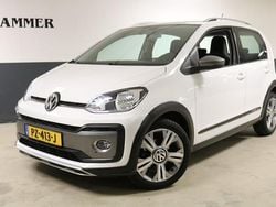 Wit Gebruikt 2017 VW cross up! Hatchback | € 11.950 (Eerlijke prijs)