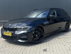 Zwart Gebruikt 2022 BMW 330e Stationwagen | € 41.950 (Iets duurder)