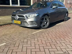 Grijs Gebruikt 2018 Mercedes A200 Business Stationwagen | € 18.000 (Goede deal)