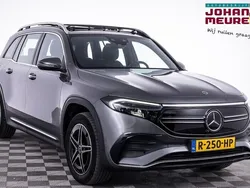 Grijs, metallic lak Gebruikt 2022 Mercedes EQB300 AMG line SUV | € 38.900 (Goede deal)
