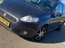 Grijs Gebruikt 2009 Fiat Punto Lusso Hatchback | € 3.250 (Eerlijke prijs)