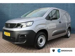 Grijs Gebruikt 2023 Peugeot Partner S MPV | € 15.900 (Iets duurder)