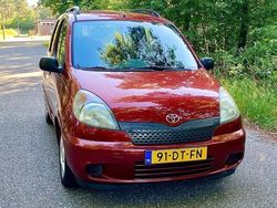 Rood Gebruikt 1999 Toyota Yaris Sol Stationwagen | € 3.799 (Iets duurder)