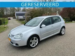 Grijs Gebruikt 2006 VW Golf V Hatchback | € 2.695 (Eerlijke prijs)