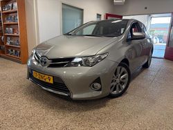Grijs Gebruikt 2013 Toyota Auris Hatchback | € 10.499 (Eerlijke prijs)