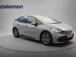 Grijs Gebruikt 2022 Cupra Born Hatchback | € 18.845 (Goede deal)