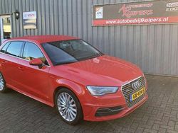 Rood Gebruikt 2015 Audi A3 Sportback e-tron Ambition Hatchback | € 12.750 (Eerlijke prijs)