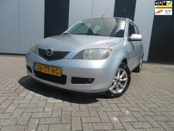 Grijs Gebruikt 2007 Mazda 2 Touring MPV | € 1.950 (Eerlijke prijs)